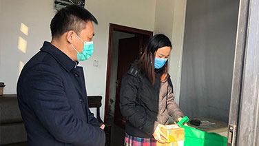 高新區(qū)黨工委書記陳克元企業(yè)復工前現(xiàn)場督查和指導